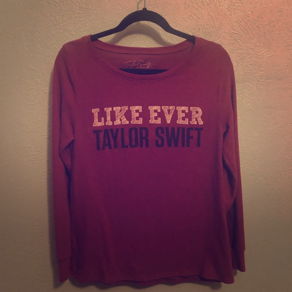 Taylor Swift sweater